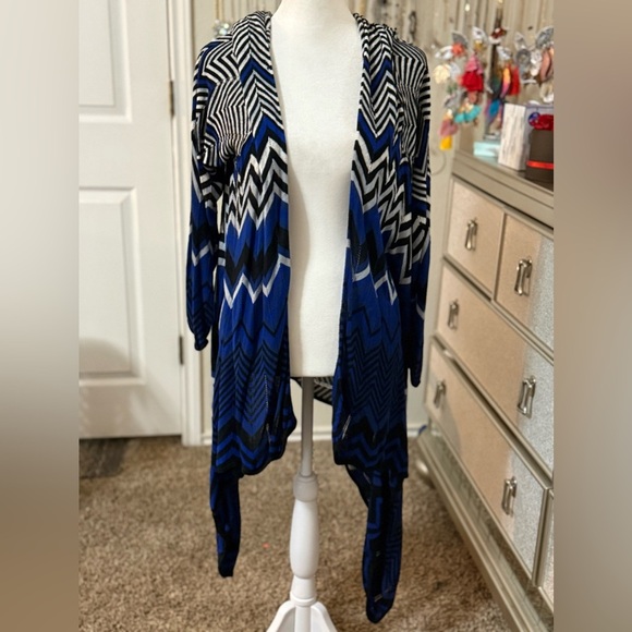 Lane Bryant blue and black shrug - Picture 1 of 5